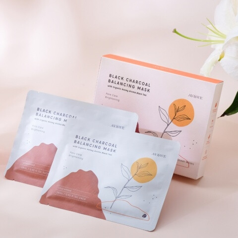 Black Charcoal Balancing Mask With Organic Honey Aroma Black Tea
