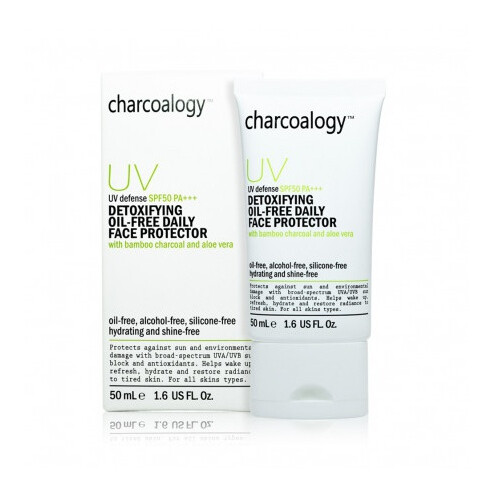 Detoxifying Oil-Free Daily Face Protector SPF 50 PA+++