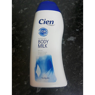 Nourishing Body Lotion With Almond Oil