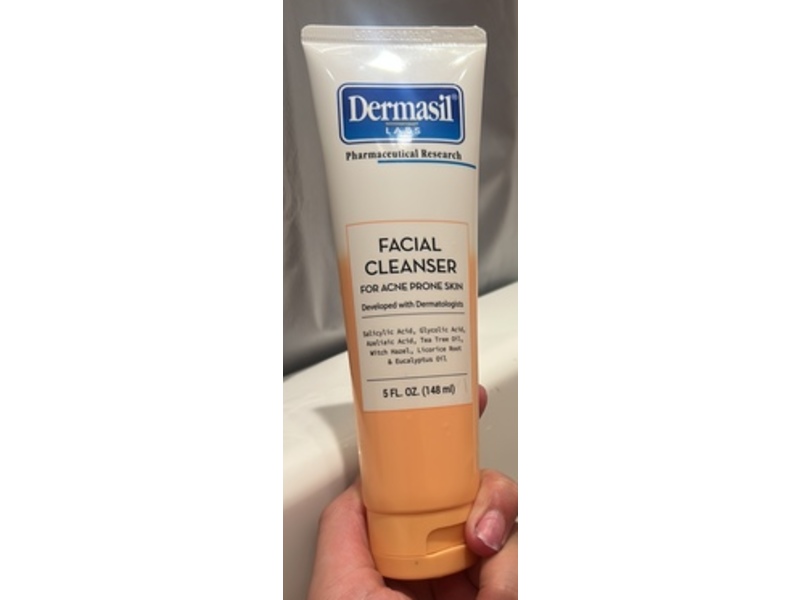 Dermasil Labs Facial Cleanser, 5 fl oz/148 mL