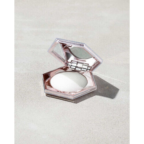 Diamond Bomb All-Over Diamond Veil, How Many Carats?!