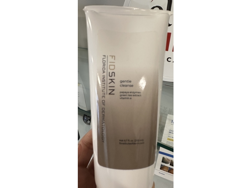 Fidskin Gentle Cleanser, Papaya Enzymes + Green Tea Extract & Vitamin E, 6.7 fl oz