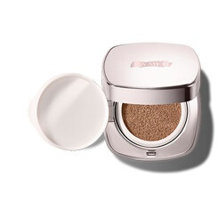 The Luminous Lifting Cushion Foundation Broad Spectrum SPF20
