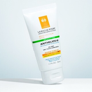 Anthelios Clear Skin Dry Touch Sunscreen Broad Spectrum SPF 60