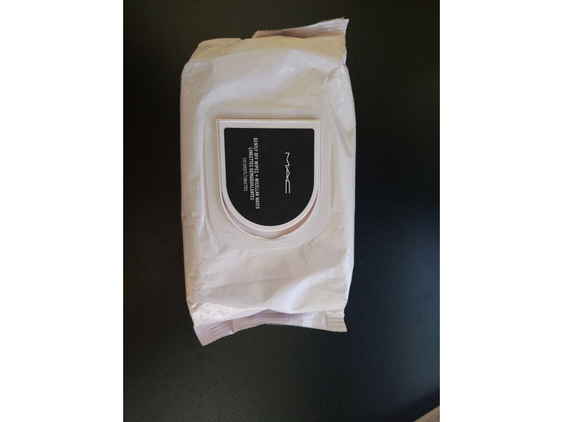 M.a.c Gently Off Wipes + Micellar Water