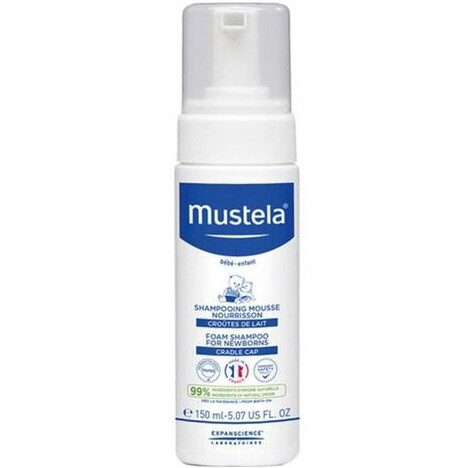 Newborn Foaming Shampoo Against Hair Flaking