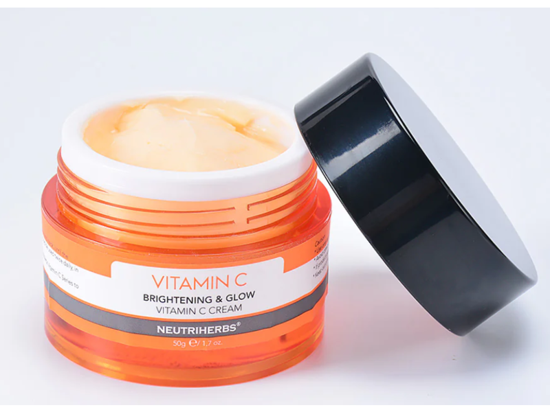 Neutriherbs Vitamin C Brightening & Glow Cream, 1.7 oz/50 g