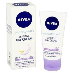 Daily Essentials Sensitive Day Cream
