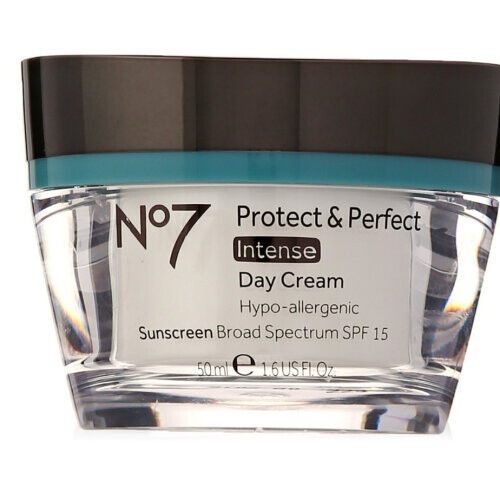 Protect & Perfect Intense Advanced Day Cream SPF 15