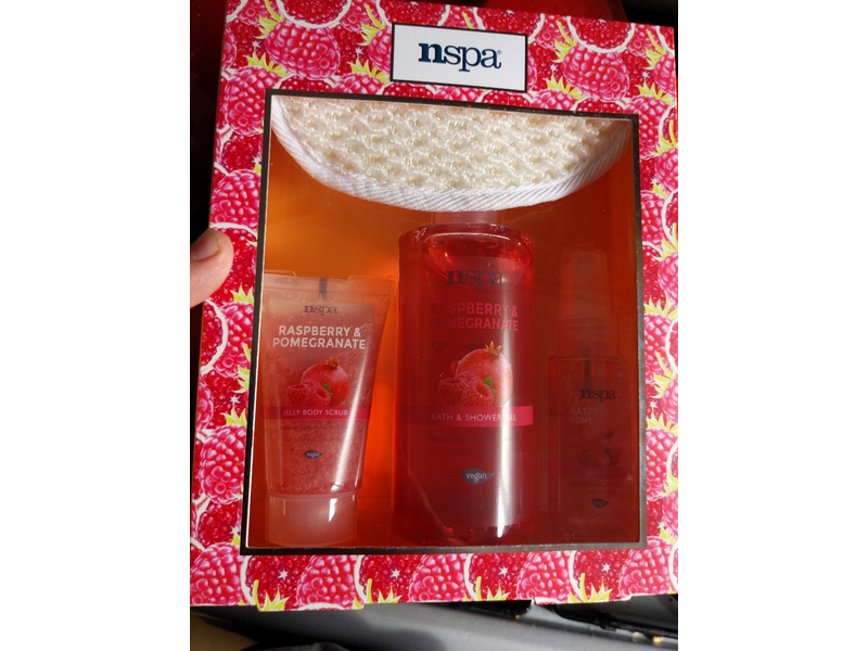Nspa Raspberry & Pomegranate Gift Set