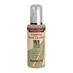 Antioxidant Properties Foaming Facial Cleanser