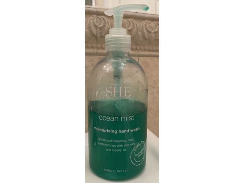 Om She Aromatherapy Moisturising Hand Wash Soap, Ocean Mist, 16.9 fl oz/500 mL