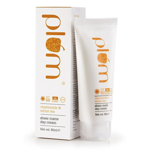 Chamomile & White Tea Sheer Matte Day Cream SPF 50 PA+++ Uva