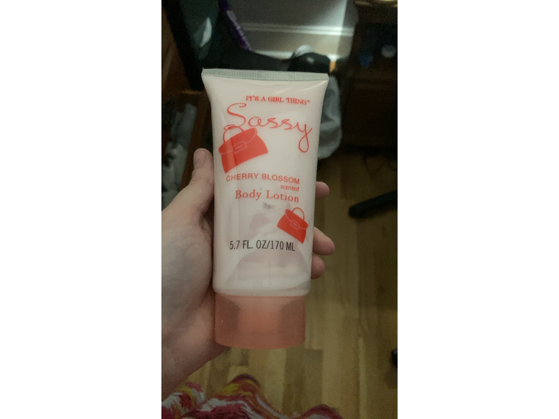 Sassy Body Lotion, Cherry Blossom, 5.7 fl oz/170 mL