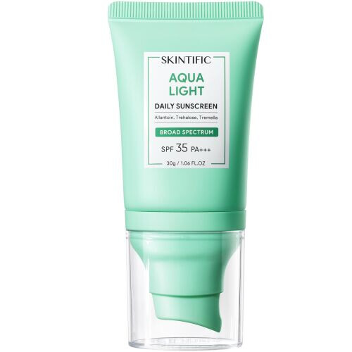Aqua Light Daily Sunscreen SPF 35 PA+++