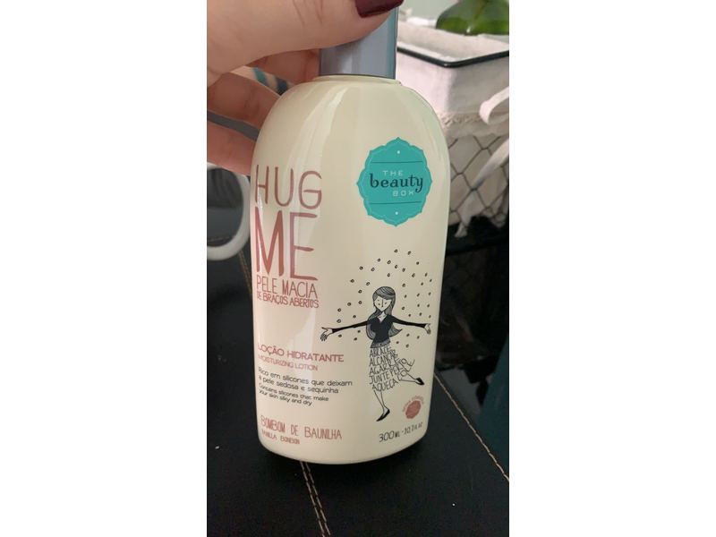 The Beauty Box Hug Me Moisturizing Lotion, 300 mL