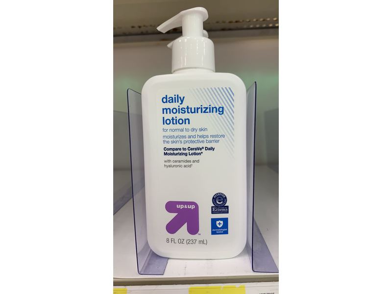 Up & Up Daily Moisturizing Lotion, 8 fl oz