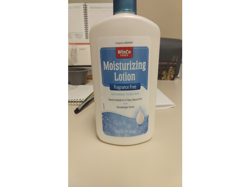 WinCo Moisturizing Lotion, Fragrance Free, 16 fl oz